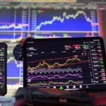 combien investir en bourse par mois